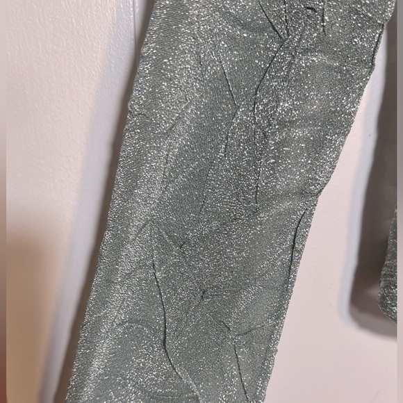 EUC Elegant Andrea Polizzi Silver Shimmering Long Sleeve Button Down Top Size M - Picture 5 of 7